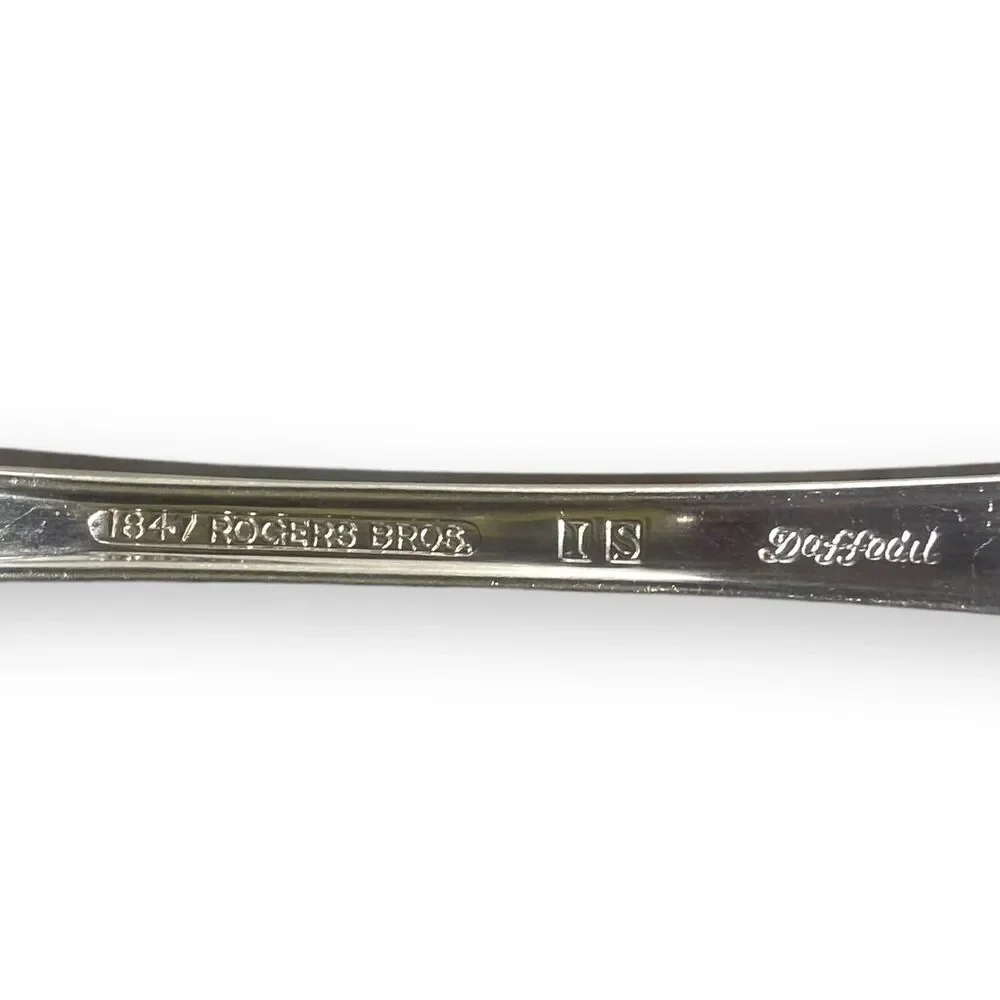1847 Rogers Bros DAFFODIL International Silver Plate Serving Fork Replace 8 7/8